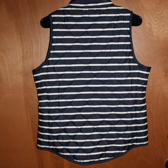 Gap Stripe Thin Puffer Vest Like New Navy Nautical sz M - Picture 3 of 4